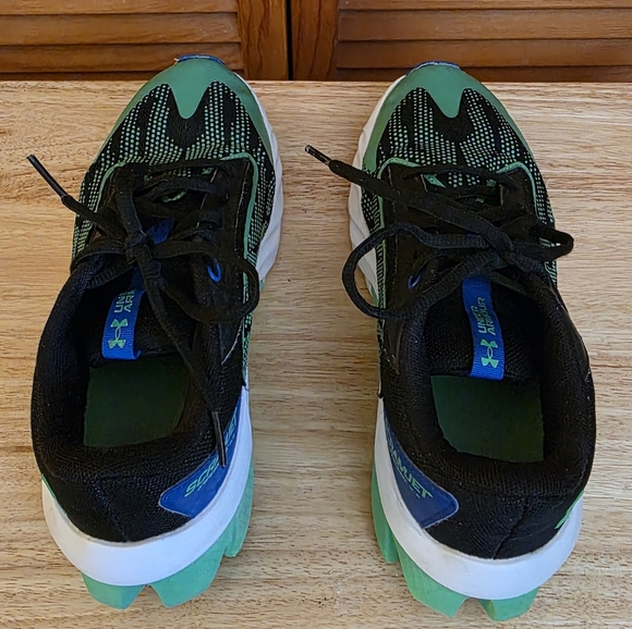 EUC Under Armour Charged Scramjet 4 Kids' Running Shoes Size 6Y - Picture 6 of 10